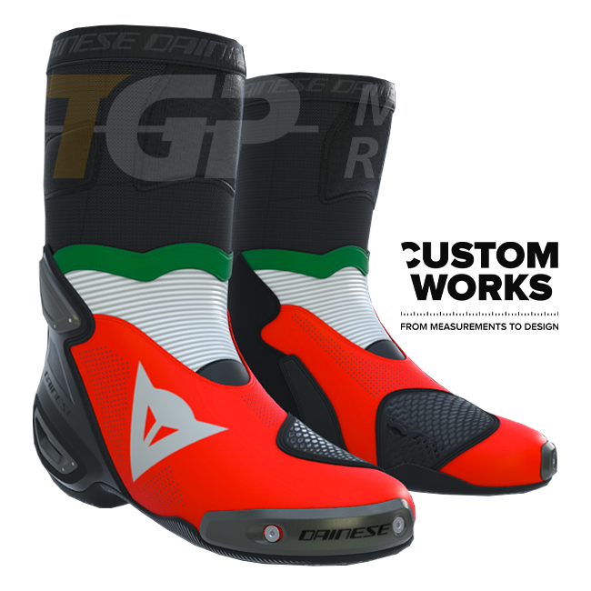 Dainese Axial 2 Air Racing i cestovne motociklističke čizme za muškarce | Italia Edition | Custom Works 