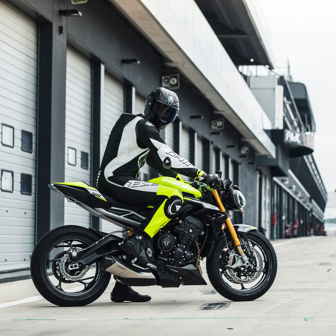 Dainese Audax D-ZIP jednocjeleni Kožno odijelo – Perforirani trkaći kombinezon | Muški | Crna/Neon Žuta 