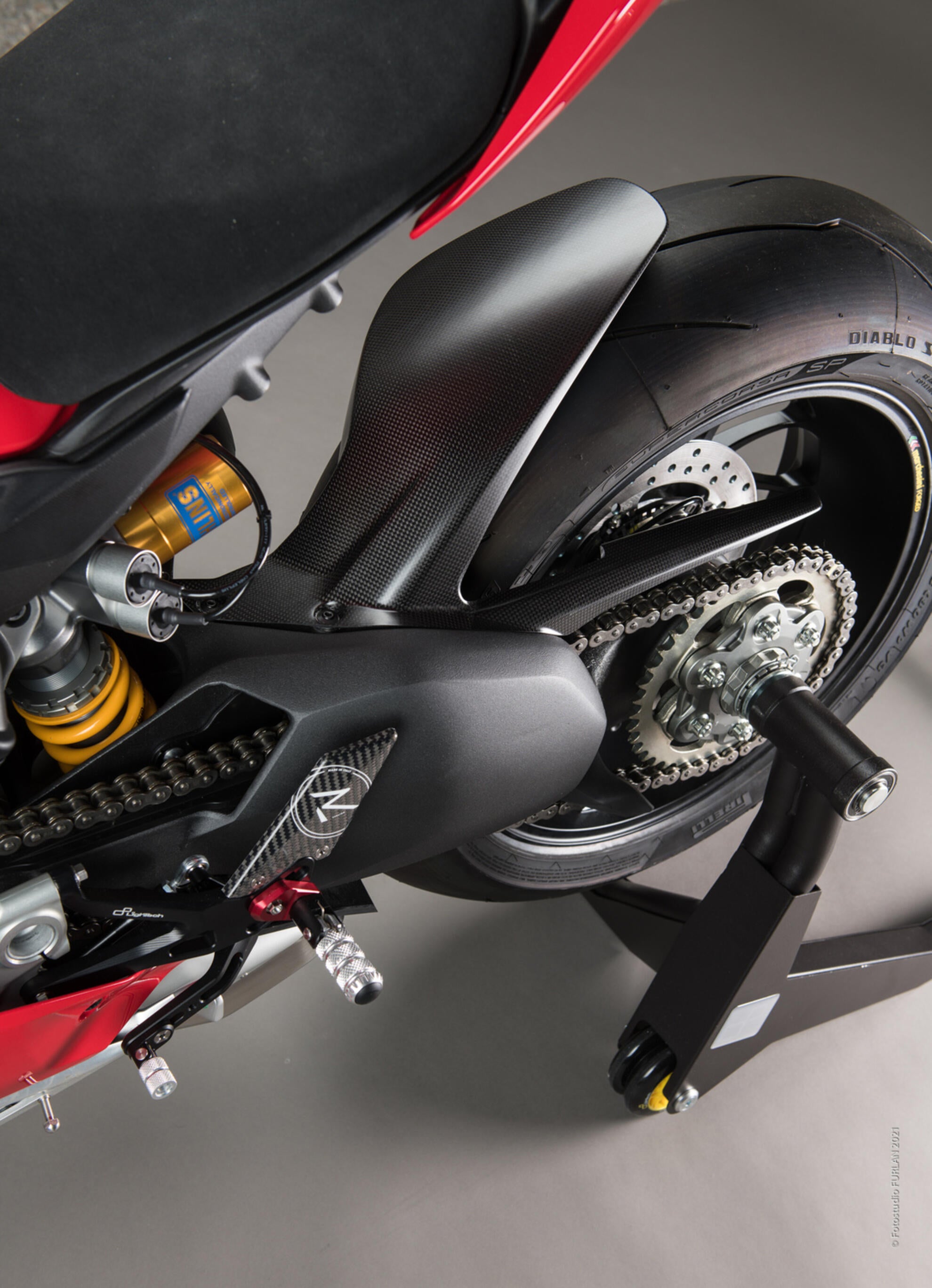 Stražnja blatobran Carbon LighTech Ducati Panigale V4/S/R (18-24) CARD0820 
