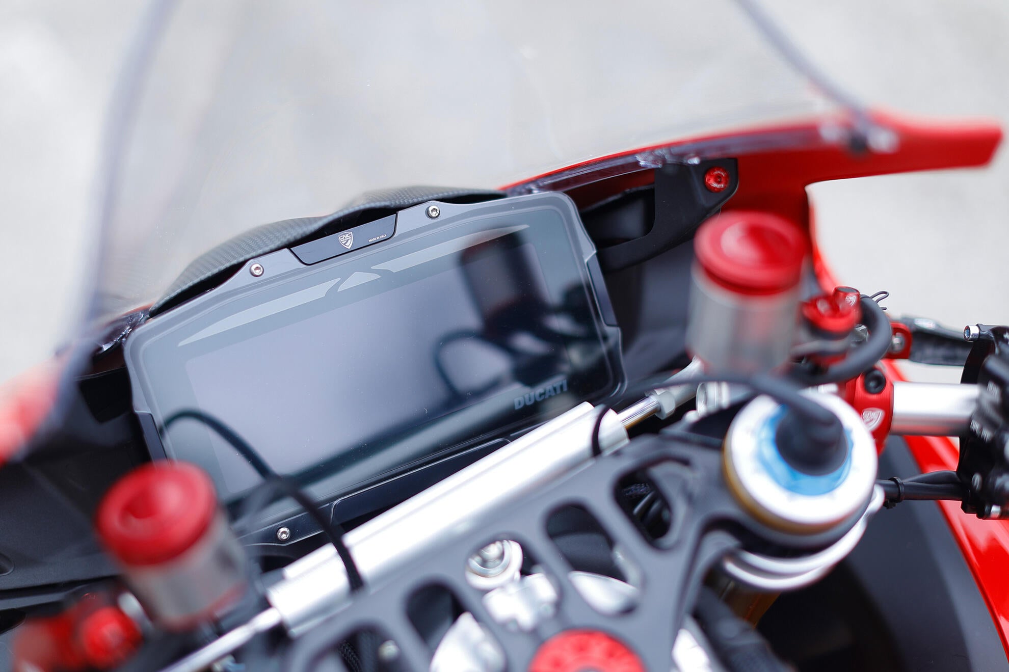 Zaštita instrument ploče CNC Racing Ducati Panigale V4/S/R (25-26) DC003 
