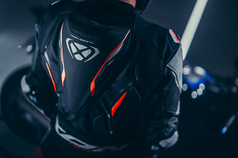 IXON Demonio kombinezon Kožno odijelo – Perforirano odijelo za utrke | Muškarci | Crveno/Crno/Bijelo 