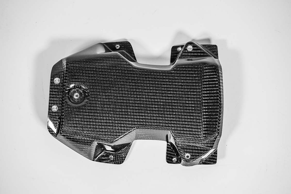 Hecknaša 200g AP Carbon Line Aprilia RSV4/RR/1100 Factory (21-25) 