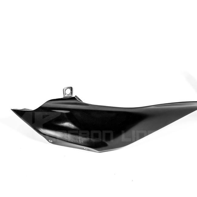 Bočna obloga stražnjeg dijela Lavatex AP Carbon Line Ducati Panigale V4/S/R (25-26) 