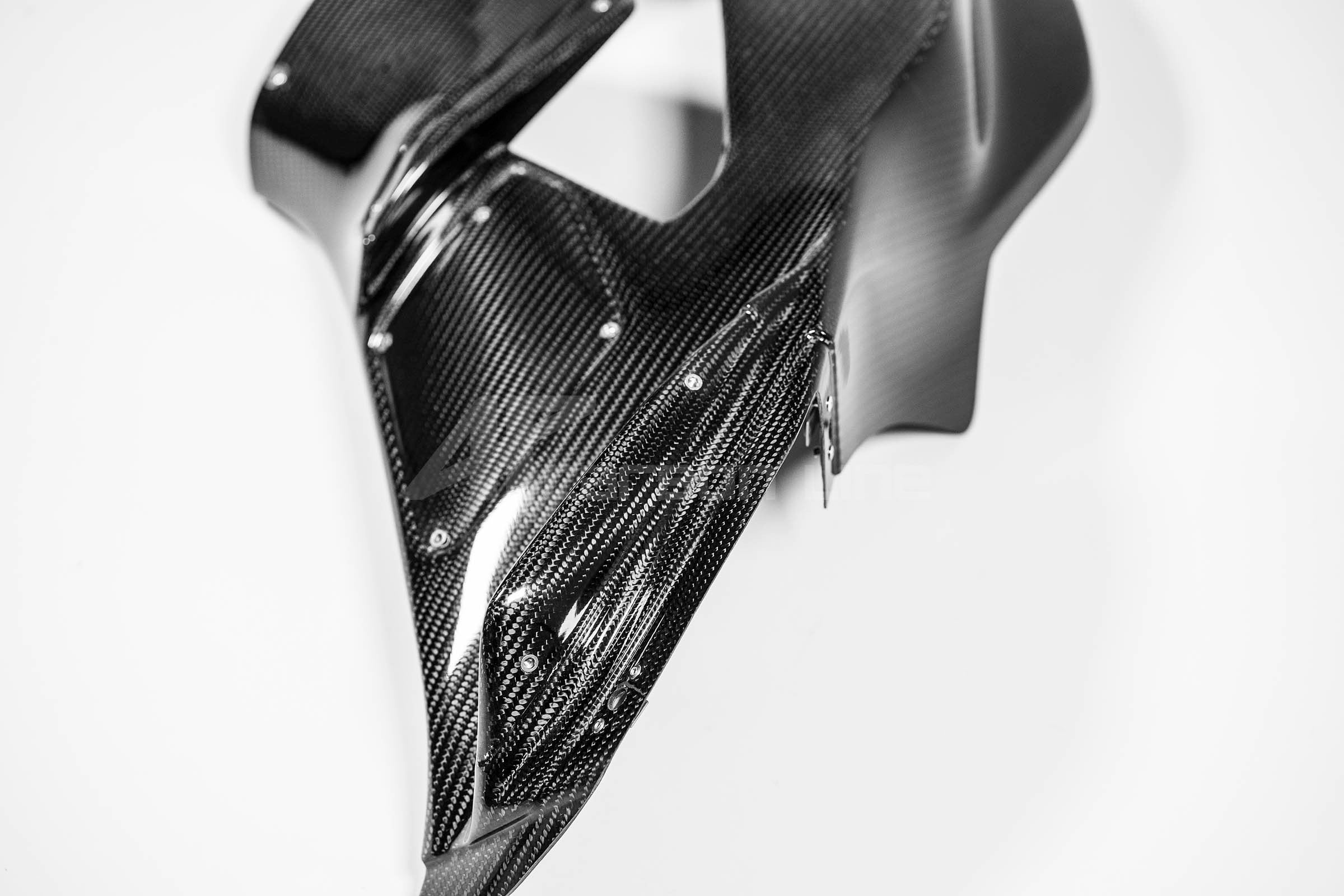 Desni bočni dio 200g AP Carbon Line Honda CBR 1000 RR-R SC82 (20-23) 