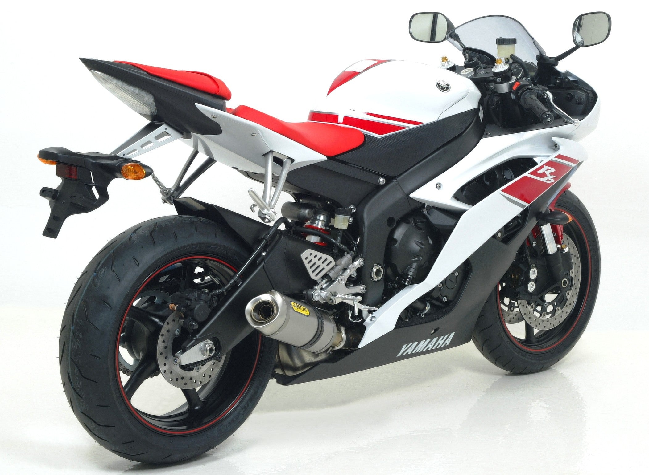 2872_Yamaha YZF 600 R6 08 Slip-on PO 2.jpg