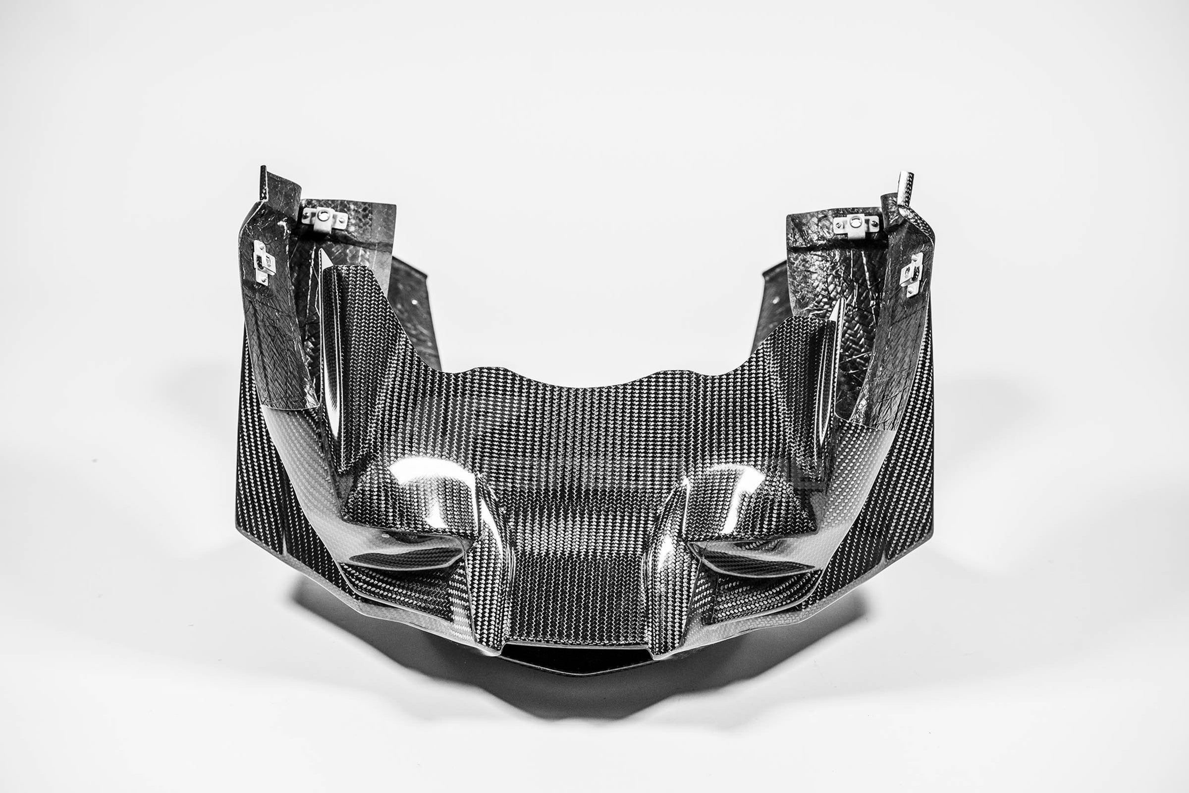 Prednja maska 200g AP Carbon Line Yamaha YZF-R1/M RN65 (20-26) 