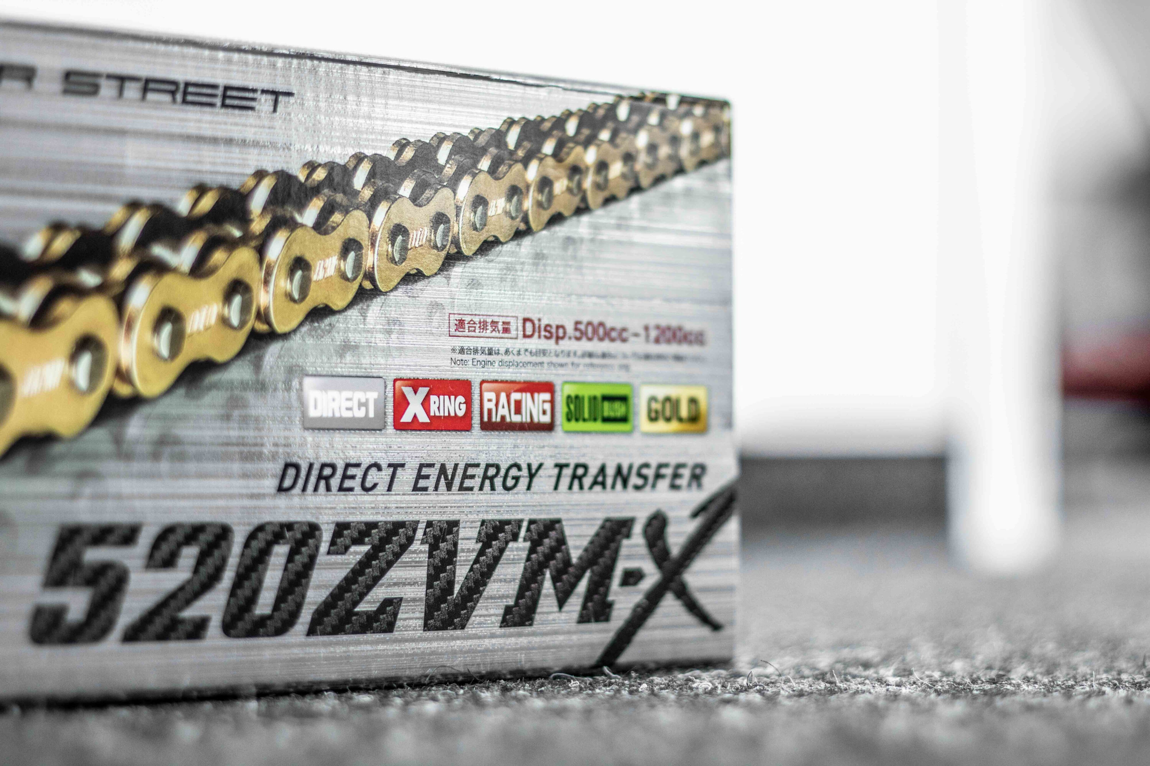 D.I.D 520ZVM-X X-Ring lanac 520 G&G otvoren s zakovicama – 100 do 132 karika 